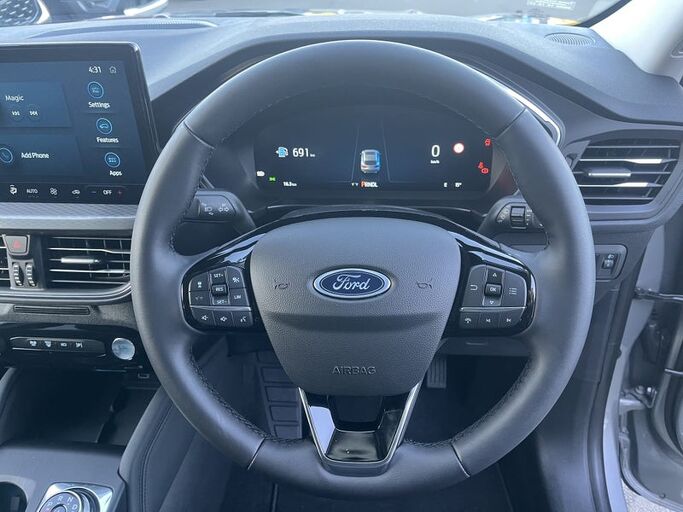 Ford Escape Titanium 2.5 FHEV 2025