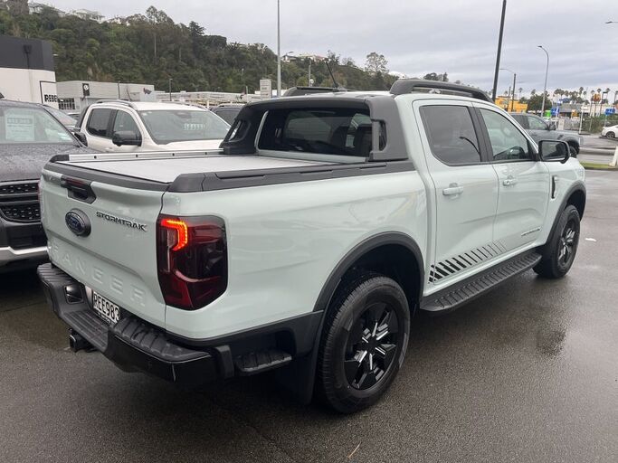 Ford Ranger Stormtrak Hybrid PHEV 4WD 2025