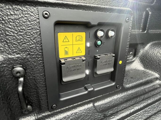 Ford Ranger Stormtrak Hybrid PHEV 4WD 2025