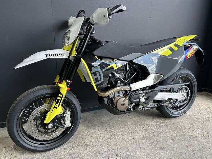 Husqvarna SM701 SUPERMOTARD 701 2024