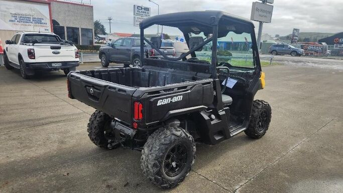 Can-Am HD8 Defender HD8 DPS 2021