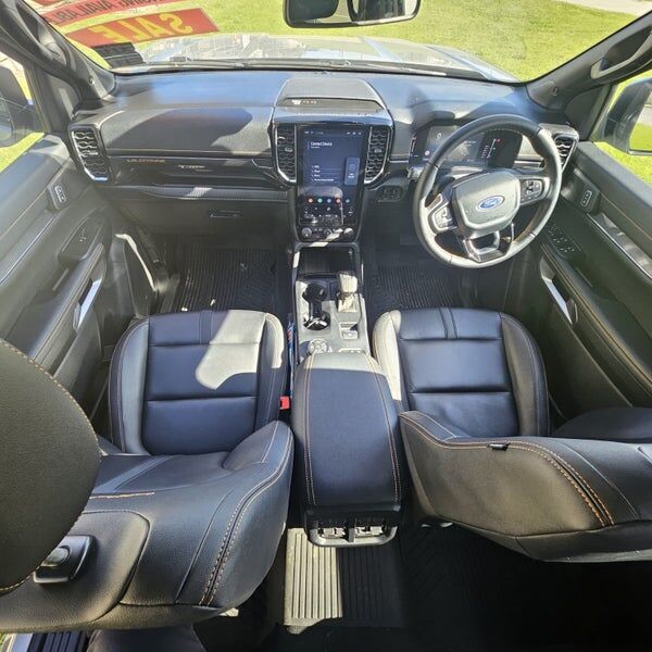 Ford Ranger Wildtrak 2.0D/4Wd - As new low ks 2025