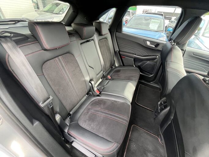 Ford Escape ST-Line X AWD FHEV 2025