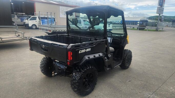 Can-Am HD9 UX Defender HD9 XU 2022