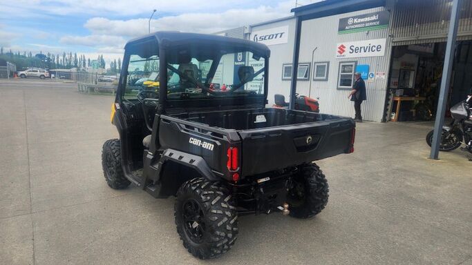 Can-Am HD9 UX Defender HD9 XU 2022