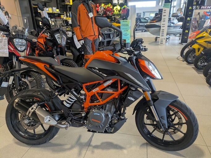 KTM 390 DUKE 2023