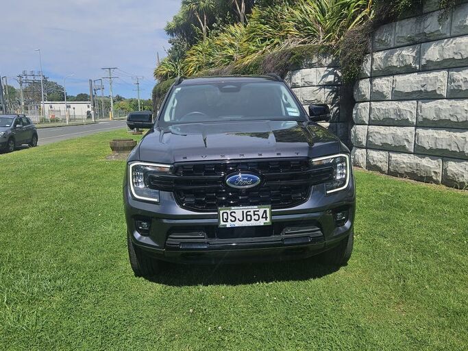 Ford Everest Sport 2.0D/4Wd/10At - Great looking family Suv low ks 2024