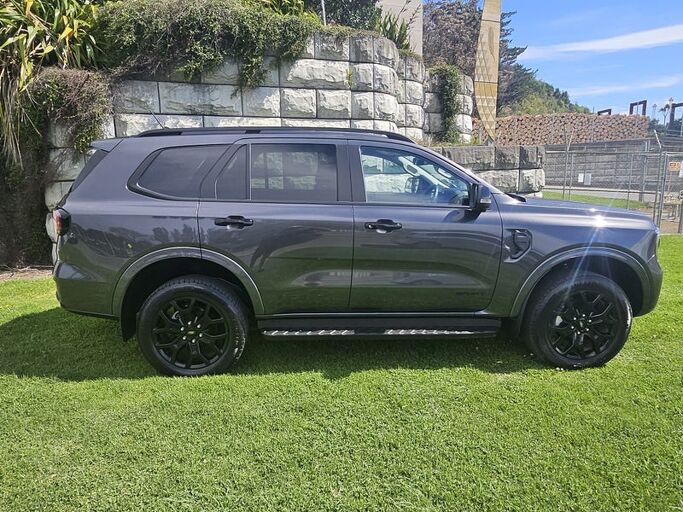 Ford Everest Sport 2.0D/4Wd/10At - Great looking family Suv low ks 2024