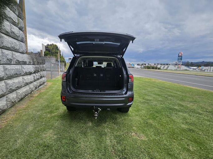 Ford Everest Car - Popular 3 litre v6 7 sweater 4wd 2023