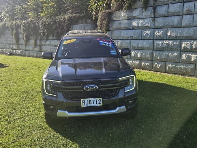 Ford Ranger Sport Double Cab W/S - As new with super low ks 2025