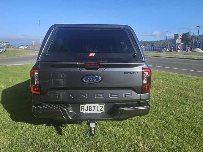 Ford Ranger Sport Double Cab W/S - As new with super low ks 2025