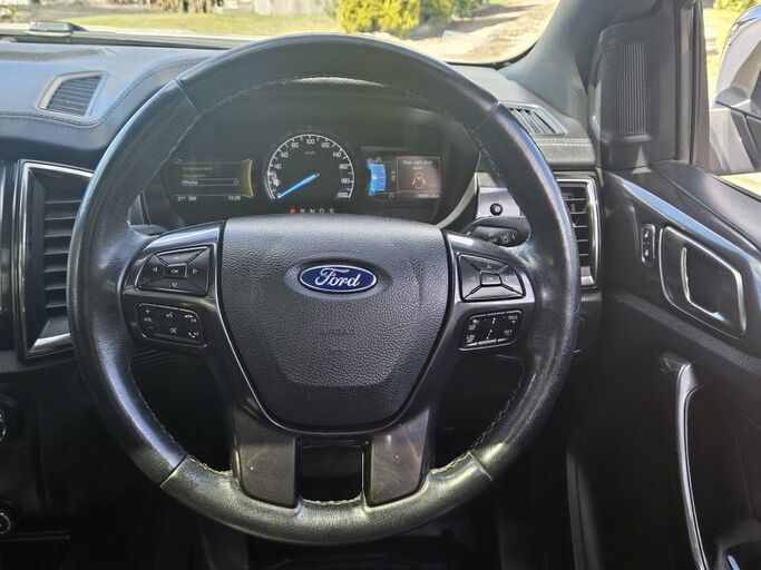 Ford Everest Titanium 2.0D/4Wd - sporty 7 seater 4wd just arrived 2019
