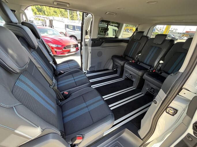 Ford Transit Tourneo Custom Sport 2025