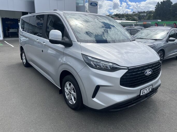 Ford Transit Tourneo Custom 2.0D 2025
