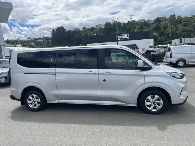 Ford Transit Tourneo Custom 2.0D 2025