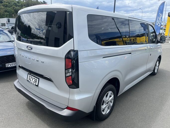 Ford Transit Tourneo Custom 2.0D 2025