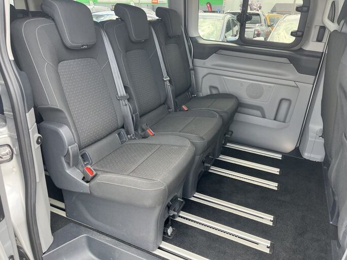 Ford Transit Tourneo Custom 2.0D 2025