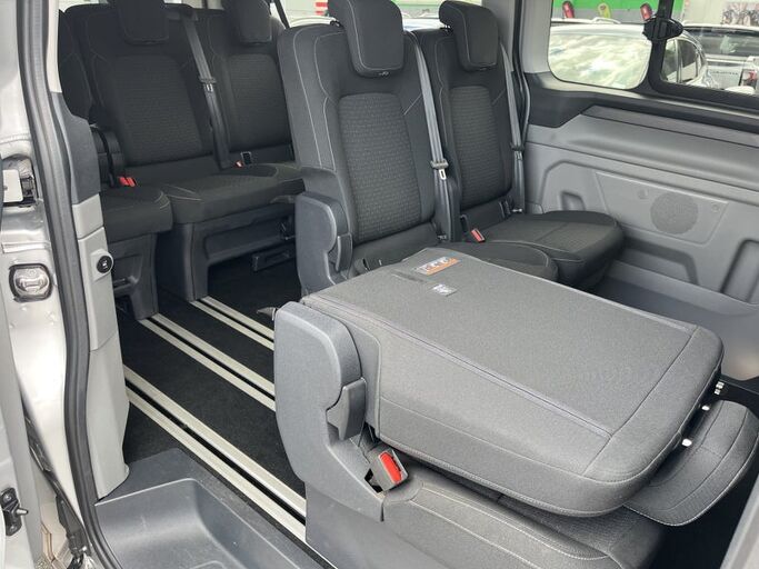 Ford Transit Tourneo Custom 2.0D 2025