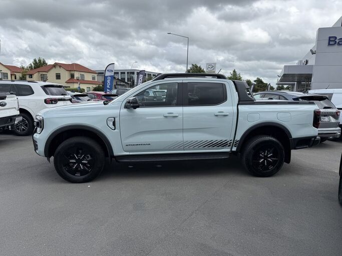 Ford Ranger STORMTRAK PHEV 2.3P 4WD UTE 10AT 2025