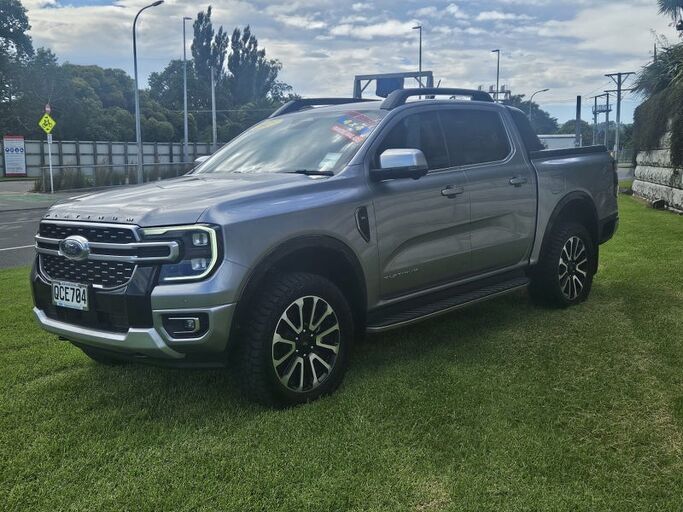 Ford Ranger Platinum 3.0D/4Wd - Top of the line 4wd model 2023