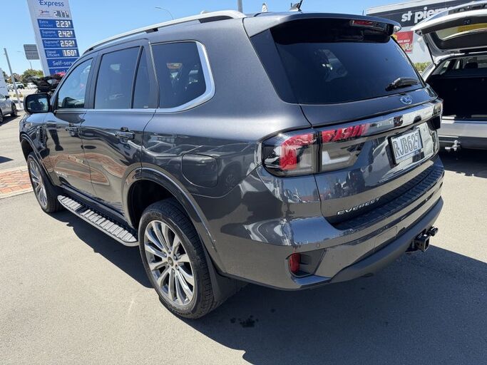 Ford Everest PLATINUM 3.0L V6 7 SEATER SUV 10AT 2025