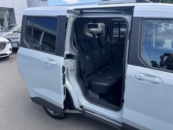 Ford Transit Courier Tourneo 1.0 Petrol 2025