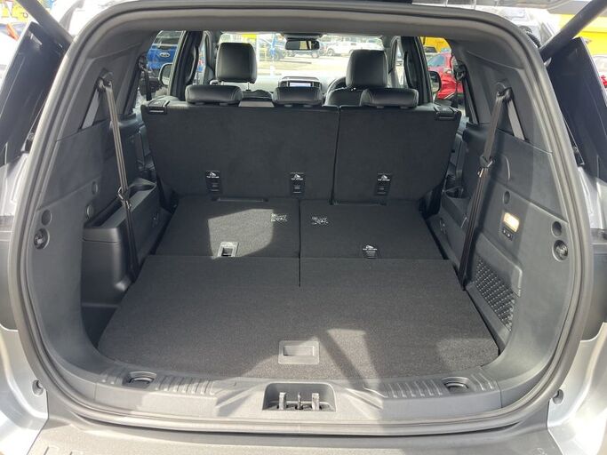 Ford Everest Platinum 3.0D 4WD 2025