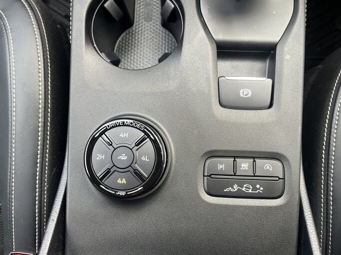 Ford Everest Platinum 3.0D 4WD 2025