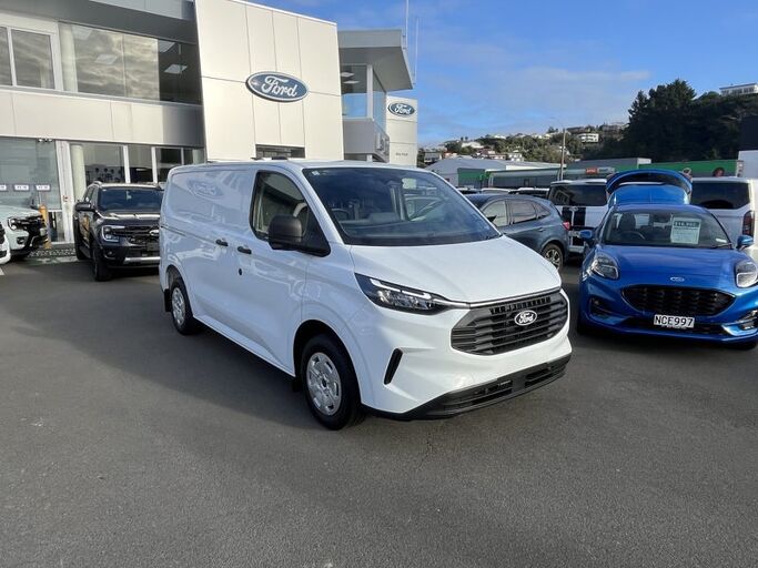 Ford Transit Custom 320 SWB 2.0D 2026