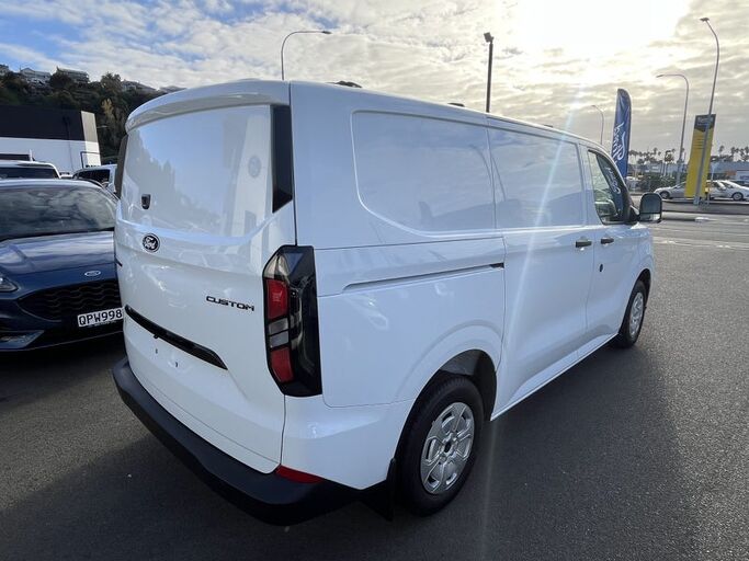 Ford Transit Custom 320 SWB 2.0D 2026