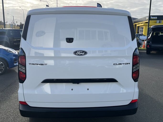 Ford Transit Custom 320 SWB 2.0D 2026