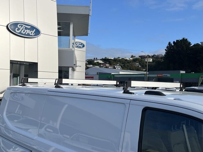 Ford Transit Custom 320 SWB 2.0D 2026