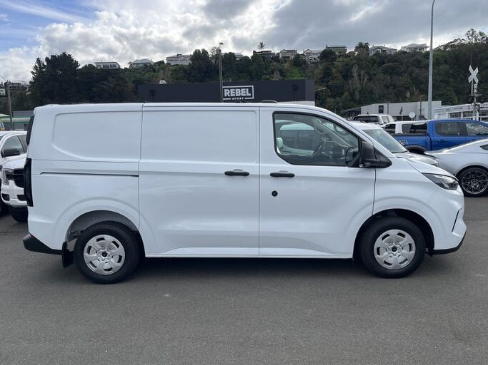 Ford Transit Custom 320 SWB 2.0D 2026