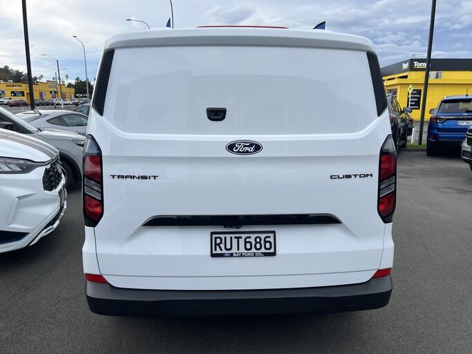 Ford Transit Custom 320 SWB 2.0D 2026