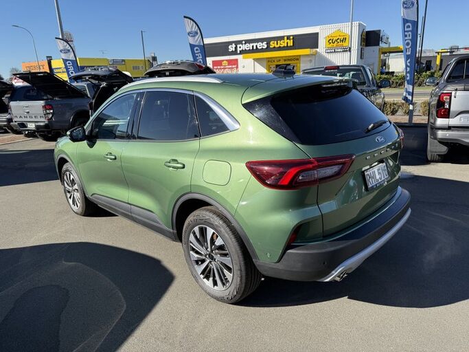 Ford Escape Titanium 2.5L FHEV SUV Auto 2025