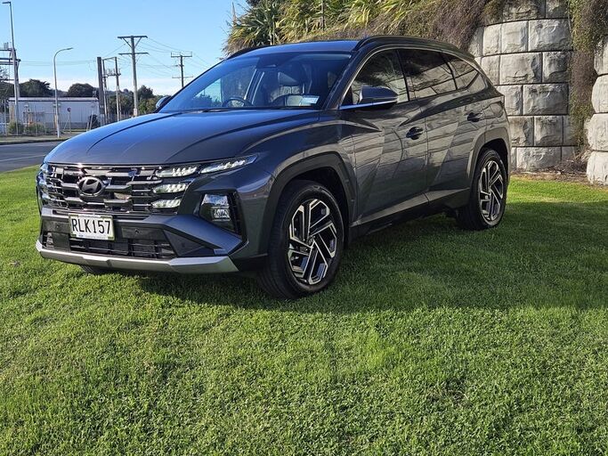 Hyundai Tucson 2.0 Elite 2.0P/6At - Super low ks as new and ready for the o 2025