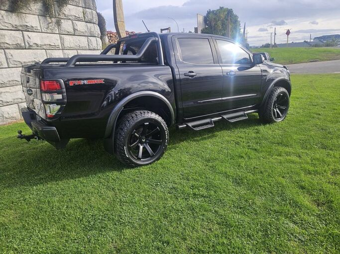 Ford Ranger Fx4 Max Double Cab W - Sporty 4wd with all the goodies 2021