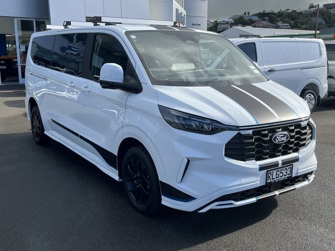 Ford Transit Tourneo Custom Sport 2025