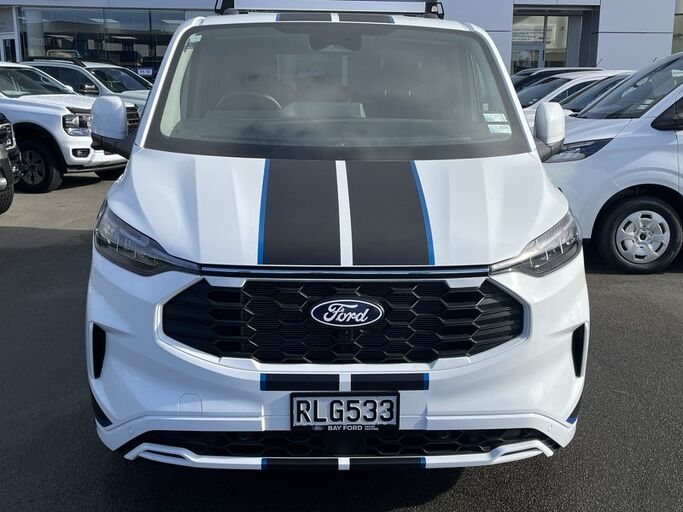 Ford Transit Tourneo Custom Sport 2025