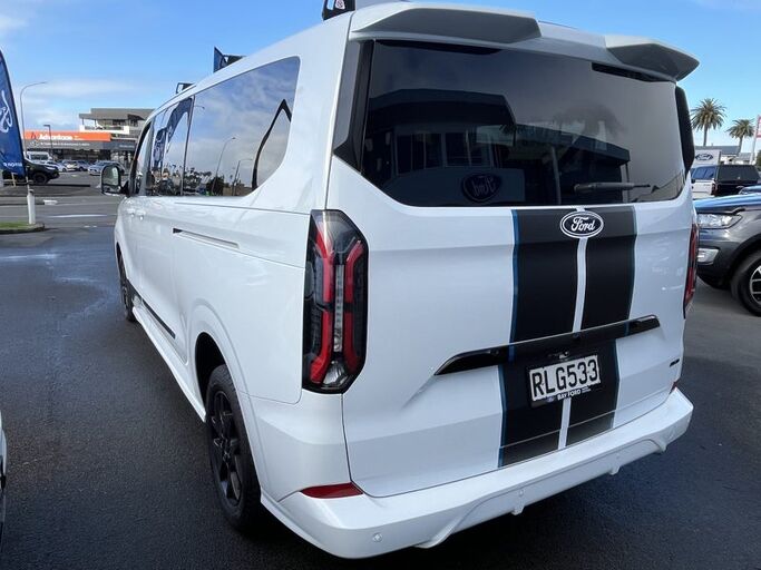 Ford Transit Tourneo Custom Sport 2025