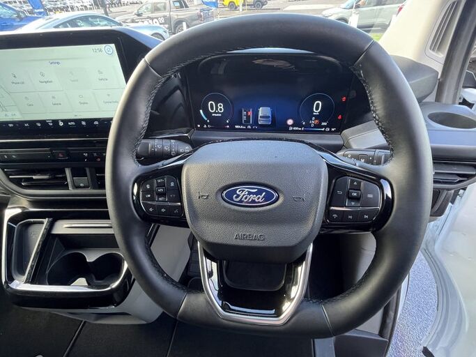 Ford Transit Tourneo Custom Sport 2025