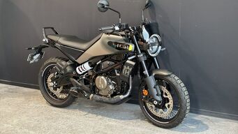 Husqvarna 401 SVARTPILEN  2024