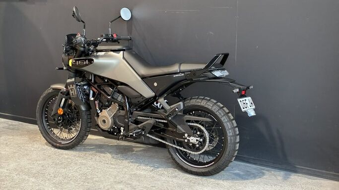 Husqvarna 401 SVARTPILEN  2024