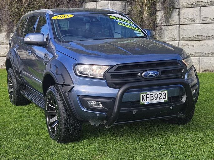 Ford Everest Trend 3.2D/4Wd/6At - Big bold 7 seater and built for anythin 2016