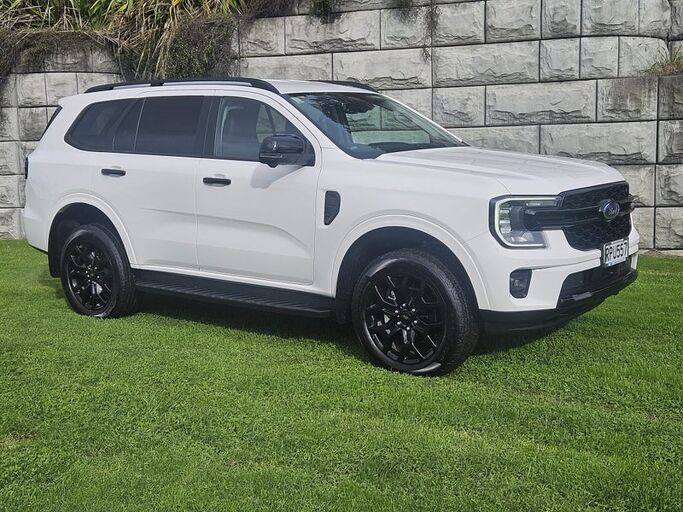 Ford Everest Sport 2.0D/4Wd/10At - Save thousands of $$$ today as new co 2026