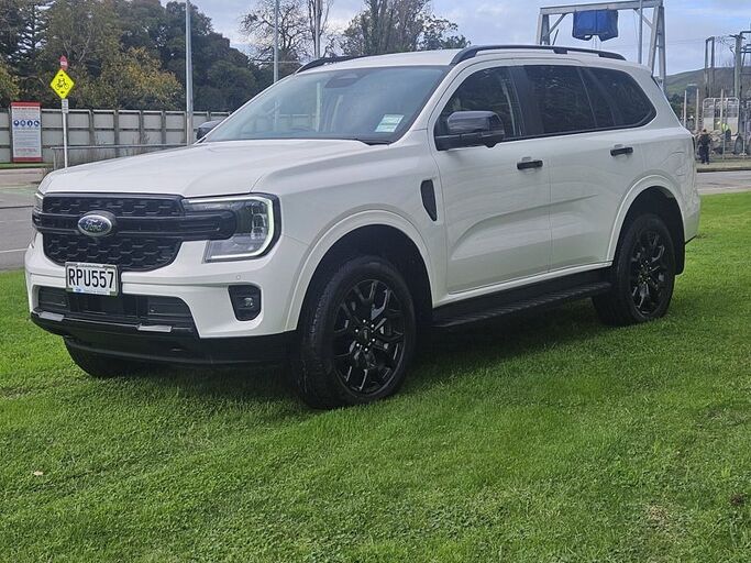 Ford Everest Sport 2.0D/4Wd/10At - Save thousands of $$$ today as new co 2026