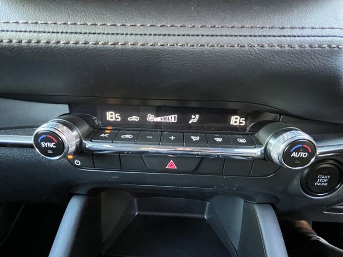 Mazda 3 E Skyactiv G 2023