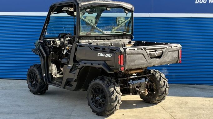 Can-Am HD9 UX  2023