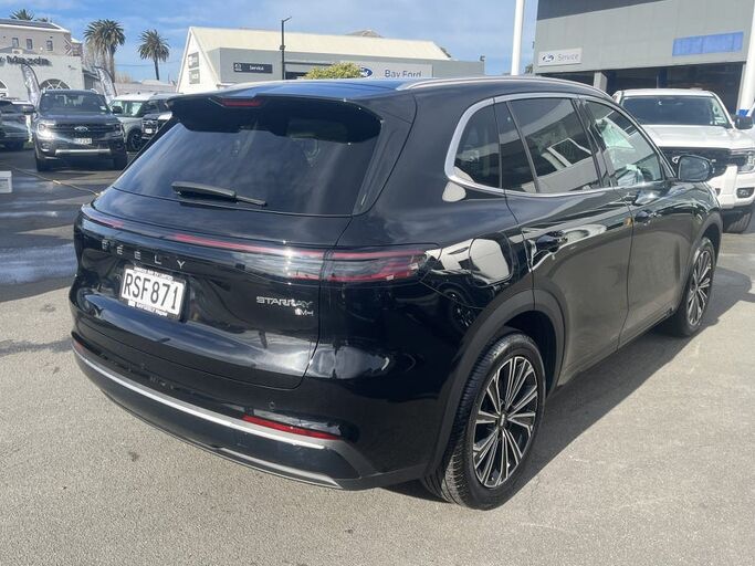 Geely Starray EM-i Inspire PHEV 2026