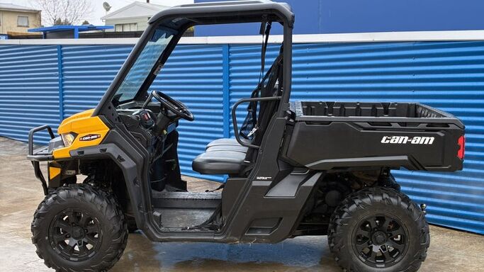 Can-Am Defender HD7 2022